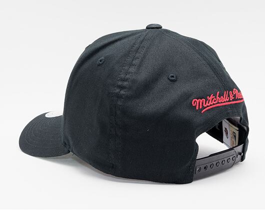 Kšiltovka Mitchell & Ness Toronto Raptors 537 Team Logo High Crown