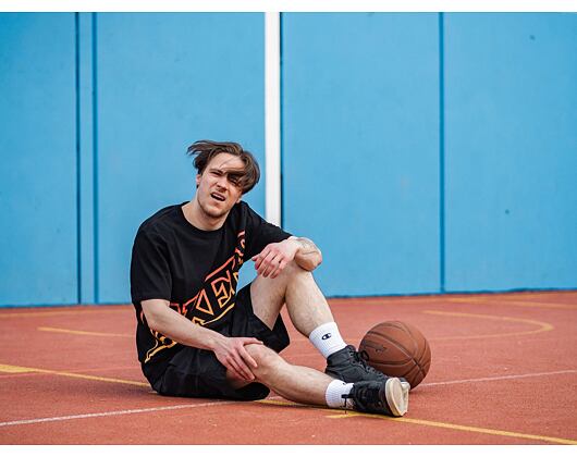 Triko Mitchell & Ness Los Angeles Lakers Flames Tee SSTEBW19142 Black