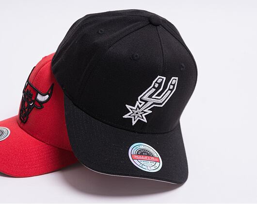 Kšiltovka MItchell & Ness Team Ground Redline San Antonio Spurs Black Snapback