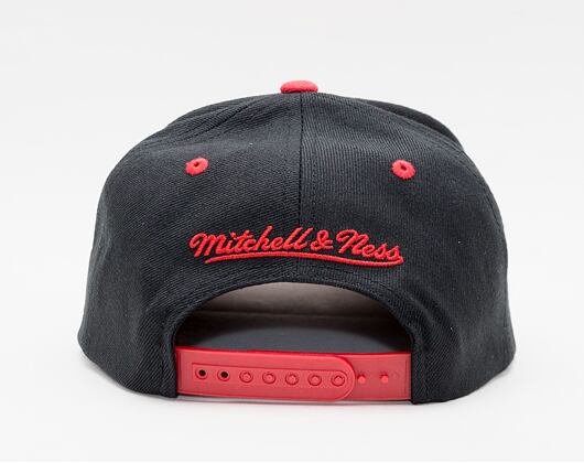 Kšiltovka Mitchell & Ness Team Arch 2 Tone Snapback Philadelphia 76ers Black / Red