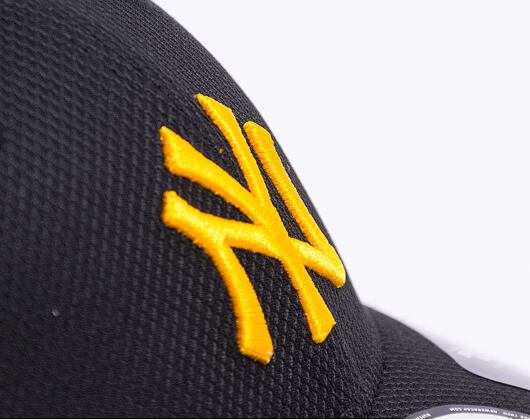 Kšiltovka New Era 9FORTY Diamond Era New York Yankees Strapback Black/RGD
