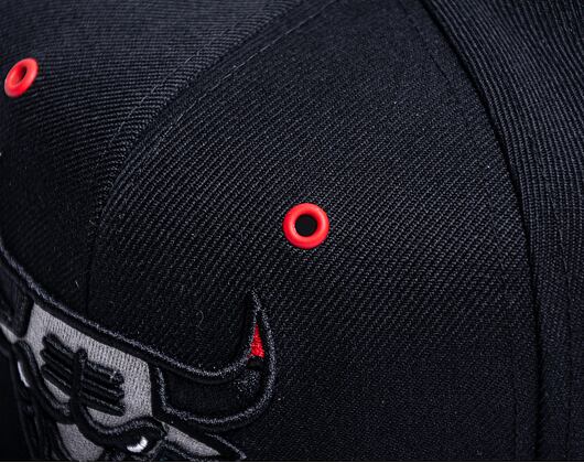 Kšiltovka Mitchell & Ness Day 3 Snapback Chicago Bulls Black / Grey