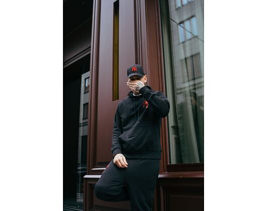 Mikina New Era MLB Foil Back Print Hoody New York Yankees Black/Metallic Red