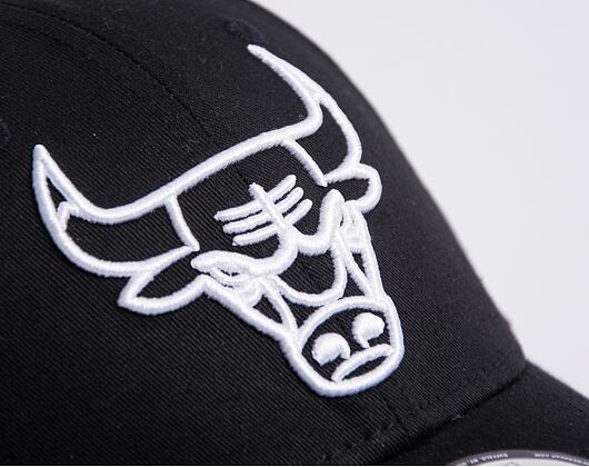 Kšiltovka New Era 9FORTY NBA Essential outline Chicago Bulls Strapback Black