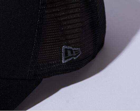 Kšiltovka New Era - MLB Black on Black 9FORTY Trucker - LA Dodgers - Black