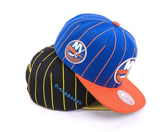 Kšiltovka Mitchell & Ness NHL TEAM PIN SNAPBACK ISLANDERS Blue