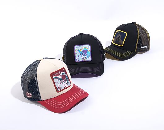 Kšiltovka Capslab Batman - Retro Batman Trucker Sand / Cardinal