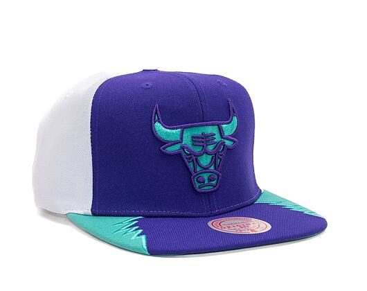 Kšiltovka Mitchell & Ness NBA Day 5 Snapback Chicago Bulls Purple