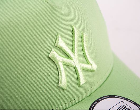 Kšiltovka New Era 9FORTY A-Frame Trucker MLB Tonal Mesh New York Yankees Bright Green