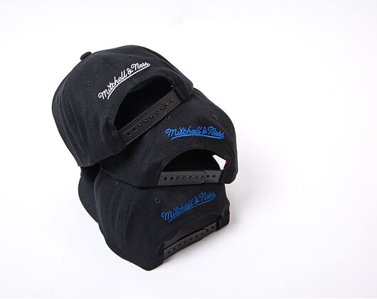 Kšiltovka Mitchell & Ness NHL Team Logo Hc Cr Snapback Maple Leafs Black