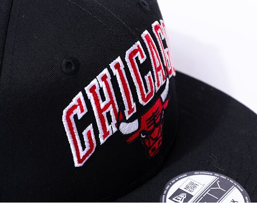Kšiltovka New Era 9FIFTY NBA Patch Chicago Bulls Black / Red