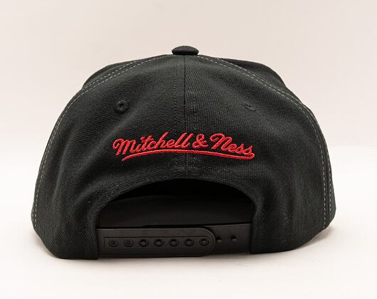 Kšiltovka Mitchell & Ness Varsity Bust Snapback Hwc NBA MIAMI HEAT Black