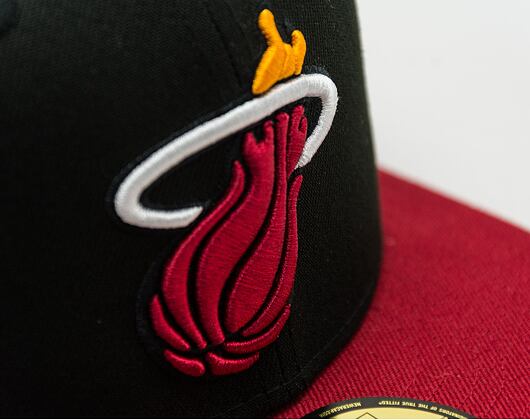 Kšiltovka New Era 59FIFTY NBA Basic Miami Heat - Black / Red