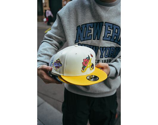 Kšiltovka New Era 9FIFTY MLB Floral Atlanta Braves Retro - Ivory / Juicy Yellow