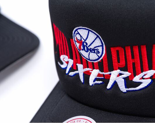 Kšiltovka Mitchell & Ness - Philadelphia 76Ers - Year Of The Snake Trucker Hwc - Black