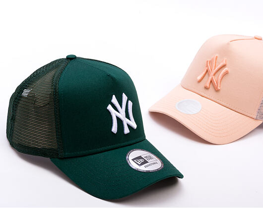 Kšiltovka New Era - MLB League Essential 9FORTY Trucker - NY Yankees - Dark Green / White