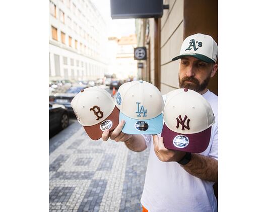 Kšiltovka New Era - MLB WS Patch Retro 9FORTY M-CROWN - Oakland Athletics - Cream / Dark Green