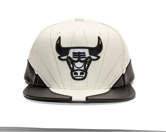 Kšiltovka Mitchell & Ness - NBA Day 12  Bulls - Chicago Bulls - White-Black