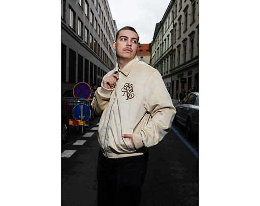 Bunda Karl Kani - Legacy Faux Suede Bowling Jacket - Beige