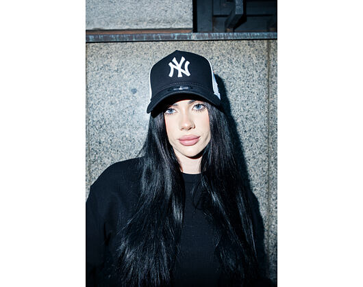 Kšiltovka New Era - MLB Clean Trucker 2 9FORTY Trucker - NY Yankees - Black / White