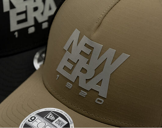 Kšiltovka New Era - Branded Reflective 9FORTY M-CROWN A-Frame Trucker - New Olive