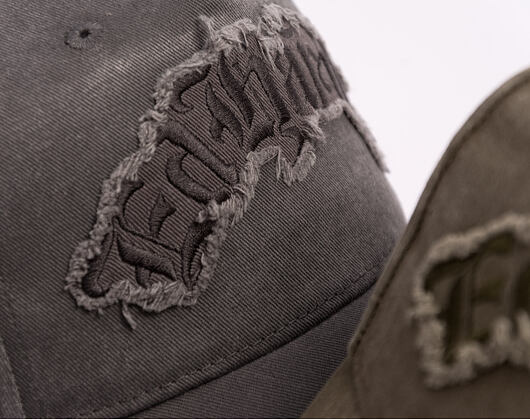 Kšiltovka Ed Hardy - Distressed Gothic 6 Panel Cap - Charcoal