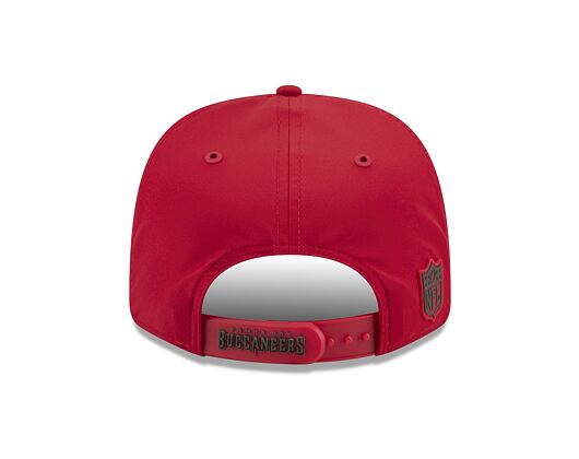 Kšiltovka New Era - NFL 2026 Sideline 9SEVENTY Stretch-Snap - Tampa Bay Buccaneers - Team Color