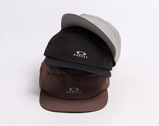 Kšiltovka Oakley - Latitude Waterproof Cap - Dark Umber