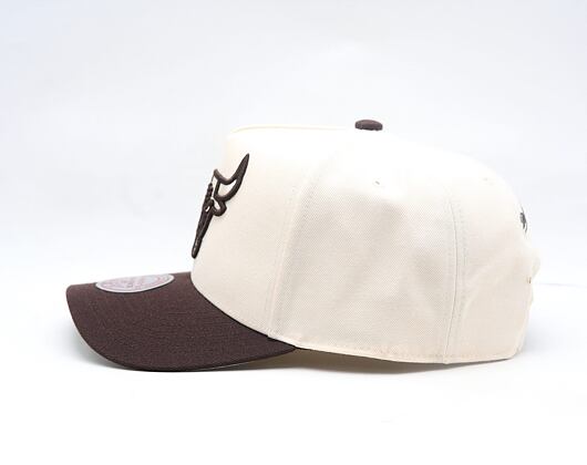 Kšiltovka Mitchell & Ness - NBA Brown And Cream Pro Snapback - Chicago Bulls - Cream