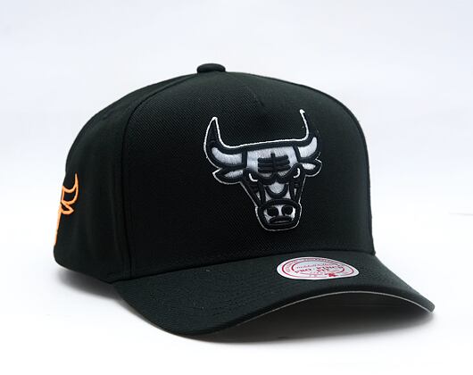 Kšiltovka Mitchell & Ness - NBA 404 Club Neon Pro Snapback - Chicago Bulls - Black