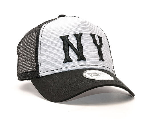 Kšiltovka New Era Coop Mesh New York Yankees Trucker White/Black Snapback
