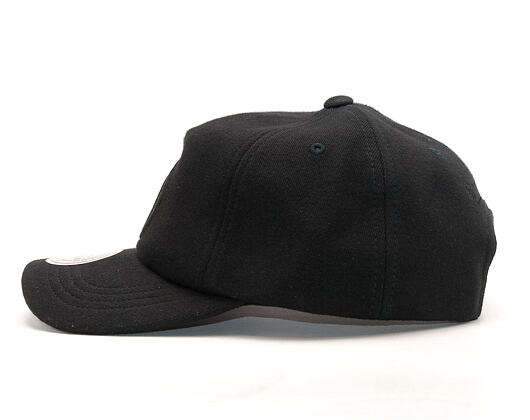 Kšiltovka Mitchell & Ness Throwback Toronto Raptors Black Snapback