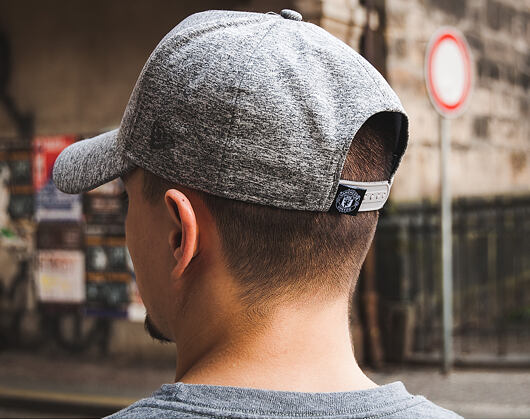 Kšiltovka New Era Jersey A Frame Manchester United Grey 9FORTY Snapback