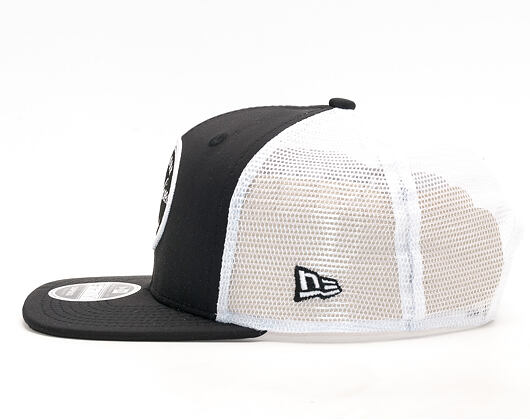 Kšiltovka New Era Emblem Trucker New York Yankees Black/White 9FIFTY Snapback