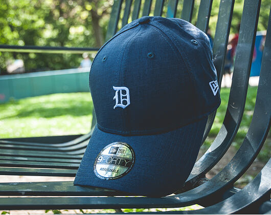 Kšiltovka New Era Linen Small Logo Detroit Tigers 9FORTY Navy Strapback