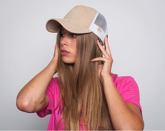 Dámská Kšiltovka New Era Women Felt Trucker 9FORTY Stone Snapback