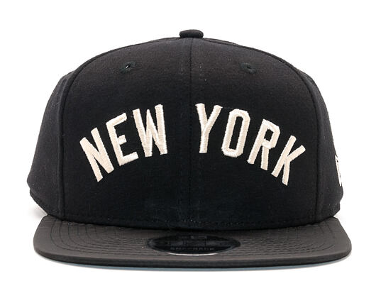 Kšiltovka New Era The Lounge New York Yankees 9FIFTY Black/White Snapback