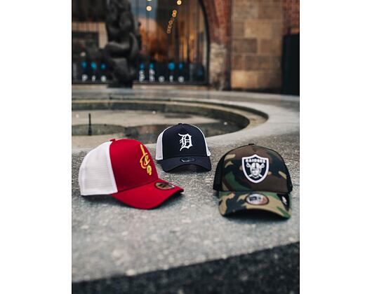 Kšiltovka New Era Camo Team Aframe Trucker Oakland Raiders 9FORTY Woodland Camo Snapback