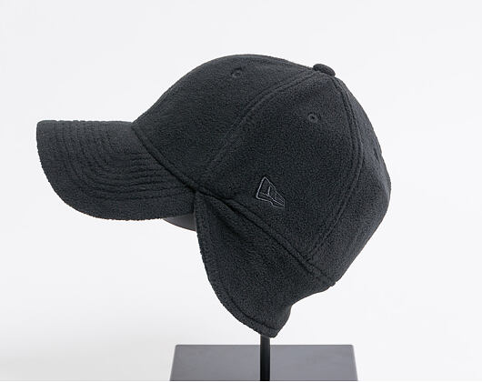 Kšiltovka New Era 39THIRTY Winter Utility Micro Fleece Downflip Black