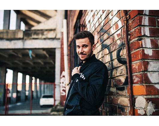 Bunda New Era Brooklyn Nets Team Wordmark Jacket Black