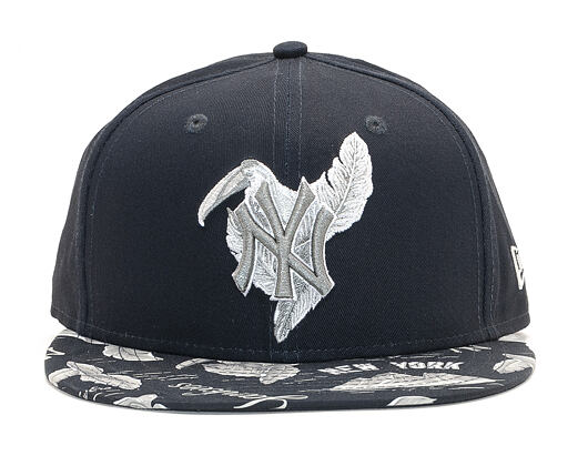 Kšiltovka New Era 9FIFTY New York Yankees Desert Island Navy/Grey
