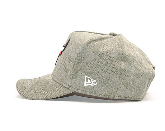Kšiltovka New Era 9FORTY A-Frame Engineered Plus Chicago Bulls New Olive / Team Color Strapback