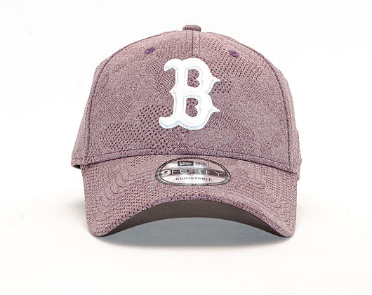 Kšiltovka New Era 9FORTY Engineered Plus Boston Red Sox Maroon / Optic White Strapback