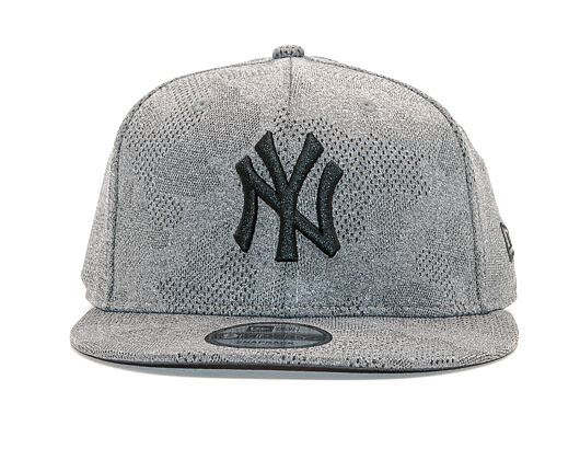 Kšiltovka New Era 9FIFTY Engineered Plus New York Yankees Gray / Black Snapback