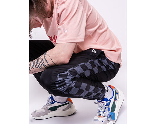 Tepláky New Era Contemporary Track Pants Checkered Black