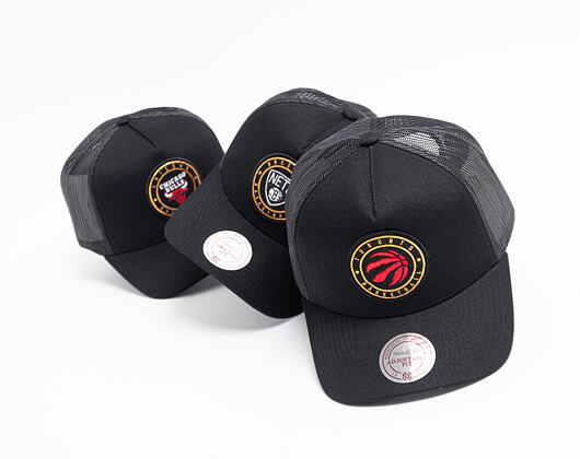Kšiltovka Mitchell & Ness Toronto Raptors 631 Hickory Black Trucker