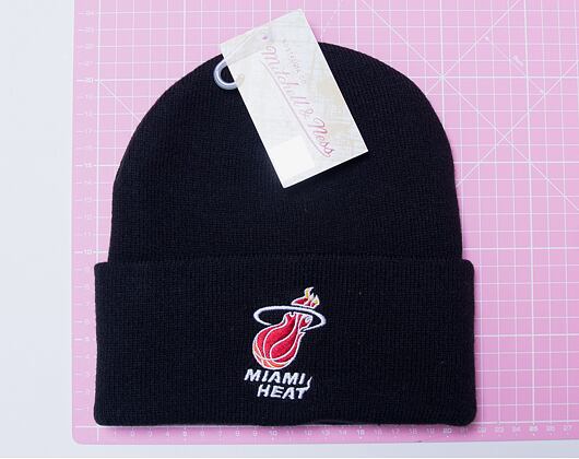 Kulich Mitchell & Ness Team Logo Cuff Knit Miami Heat