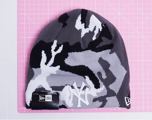 Kulich New Era MLB Essentials Skull Knit New York Yankees