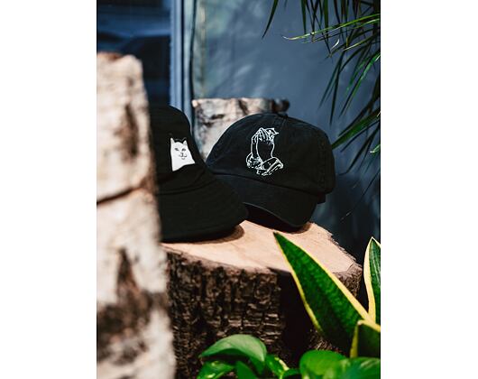 Kšiltovka RIP N DIP Praying Hands Dad Hat RND4753 Black