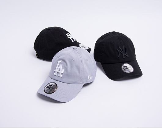 Kšiltovka New Era 9TWENTY MLB Team Cassual Classic New York Yankees Strapback Black / Black